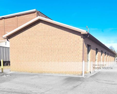 Source URL: https://cdnsc.rentcafe.com/dmslivecafe/3/1075143/1075143-1-2.jpg?width=-1&height=385&quality=80