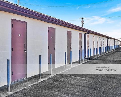 Source URL: https://cdnsc.rentcafe.com/dmslivecafe/3/1075143/1075143-1-3.jpg?width=-1&height=385&quality=80