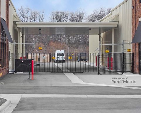 Source URL: https://cdnsc.rentcafe.com/dmslivecafe/3/1075160/1075160-1-6.jpg?width=-1&height=385&quality=80