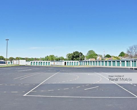 Source URL: https://cdnsc.rentcafe.com/dmslivecafe/3/1075211/1075211-1-3.jpg?width=-1&height=385&quality=80