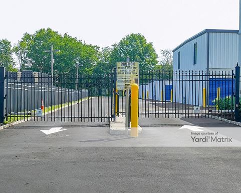 Source URL: https://cdnsc.rentcafe.com/dmslivecafe/3/1075240/1075240-1-2.jpg?width=-1&height=385&quality=80