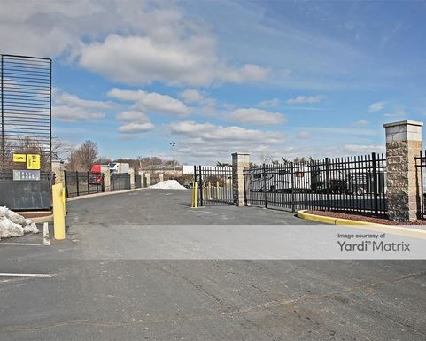 Source URL: https://cdnsc.rentcafe.com/dmslivecafe/3/1075256/1075256-1-2.jpg?width=-1&height=385&quality=80