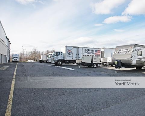 Source URL: https://cdnsc.rentcafe.com/dmslivecafe/3/1075256/1075256-1-4.jpg?width=-1&height=385&quality=80