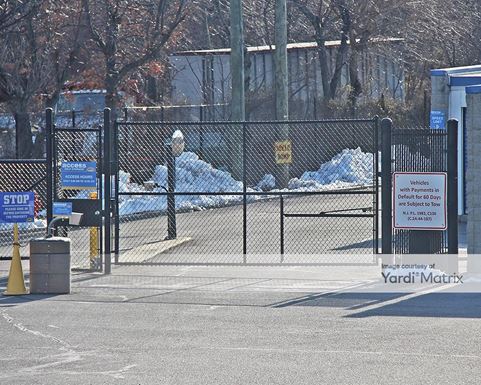 Source URL: https://cdnsc.rentcafe.com/dmslivecafe/3/1075259/1075259-1-4.jpg?width=-1&height=385&quality=80