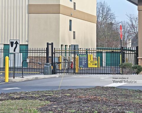 Source URL: https://cdnsc.rentcafe.com/dmslivecafe/3/1075265/1075265-1-5.jpg?width=-1&height=385&quality=80