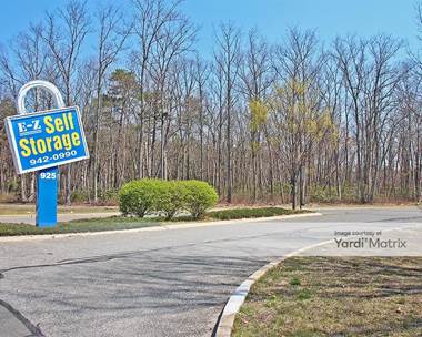 Storage Units for Rent available at 925 New Hampshire Avenue, Lakewood, NJ 08701