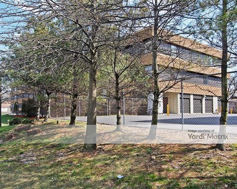 Source URL: https://cdnsc.rentcafe.com/dmslivecafe/3/1075277/1075277-1-4.jpg?width=-1&height=385&quality=80