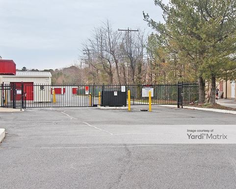 Source URL: https://cdnsc.rentcafe.com/dmslivecafe/3/1075281/1075281-1-3.jpg?width=-1&height=385&quality=80