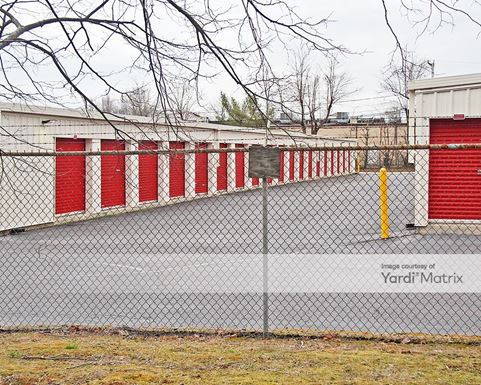 Source URL: https://cdnsc.rentcafe.com/dmslivecafe/3/1075281/1075281-1-5.jpg?width=-1&height=385&quality=80