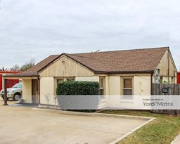 Image for Eagle Crest Mini Storage - 3415 North MacArthur Blvd, Warr Acres, OK
