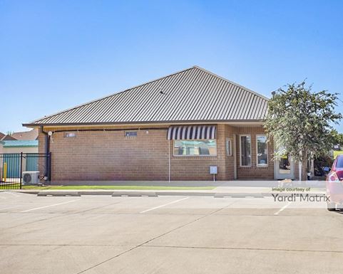 Source URL: https://cdnsc.rentcafe.com/dmslivecafe/3/1075302/1075302-1-4.jpg?width=-1&height=385&quality=80