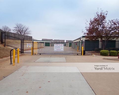 Source URL: https://cdnsc.rentcafe.com/dmslivecafe/3/1075308/1075308-1-2.jpg?width=-1&height=385&quality=80