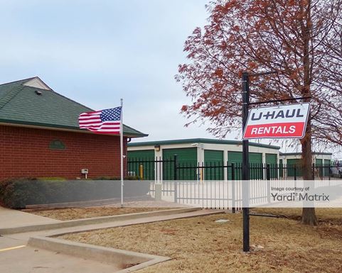 Source URL: https://cdnsc.rentcafe.com/dmslivecafe/3/1075308/1075308-1-4.jpg?width=-1&height=385&quality=80