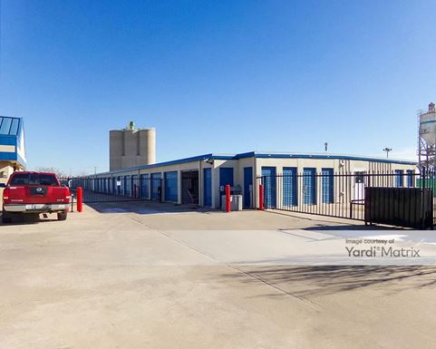 Source URL: https://cdnsc.rentcafe.com/dmslivecafe/3/1075310/1075310-1-4.jpg?width=-1&height=385&quality=80