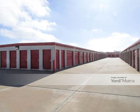 Source URL: https://cdnsc.rentcafe.com/dmslivecafe/3/1075322/1075322-1-3.jpg?width=-1&height=385&quality=80