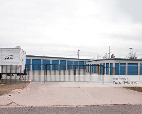 Source URL: https://cdnsc.rentcafe.com/dmslivecafe/3/1075323/1075323-1-6.jpg?width=-1&height=385&quality=80