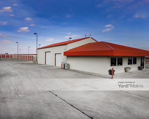 Source URL: https://cdnsc.rentcafe.com/dmslivecafe/3/1075327/1075327-1-2.jpg?width=-1&height=385&quality=80