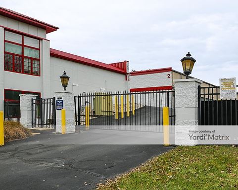 Source URL: https://cdnsc.rentcafe.com/dmslivecafe/3/1075360/1075360-1-2.jpg?width=-1&height=385&quality=80