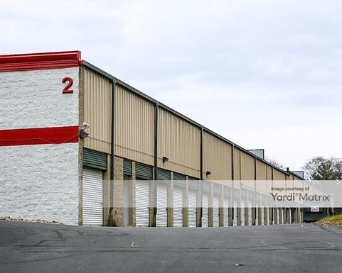 Source URL: https://cdnsc.rentcafe.com/dmslivecafe/3/1075360/1075360-1-3.jpg?width=-1&height=385&quality=80