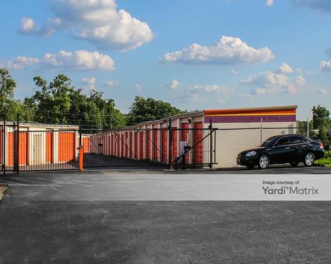 Source URL: https://cdnsc.rentcafe.com/dmslivecafe/3/1075380/1075380-1-4.jpg?width=-1&height=385&quality=80