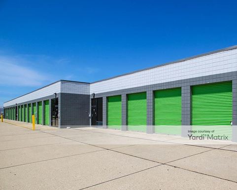 Source URL: https://cdnsc.rentcafe.com/dmslivecafe/3/1075390/1075390-1-2.jpg?width=-1&height=385&quality=80