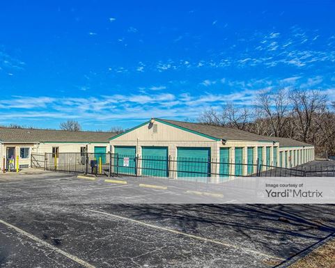 Source URL: https://cdnsc.rentcafe.com/dmslivecafe/3/1075397/1075397-1-4.jpg?width=-1&height=385&quality=80