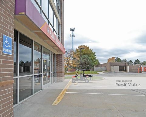 Source URL: https://cdnsc.rentcafe.com/dmslivecafe/3/1075398/1075398-1-4.jpg?width=-1&height=385&quality=80