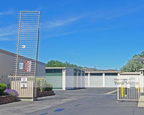 Source URL: https://cdnsc.rentcafe.com/dmslivecafe/3/1075462/1075462-1-2.jpg?width=-1&height=385&quality=80