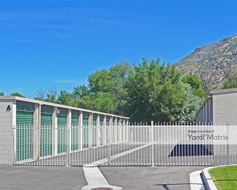 Source URL: https://cdnsc.rentcafe.com/dmslivecafe/3/1075462/1075462-1-3.jpg?width=-1&height=385&quality=80