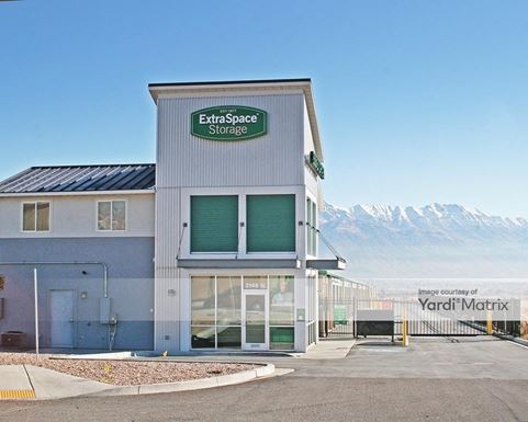 Source URL: https://cdnsc.rentcafe.com/dmslivecafe/3/1075468/1075468-1-3.jpg?width=-1&height=385&quality=80