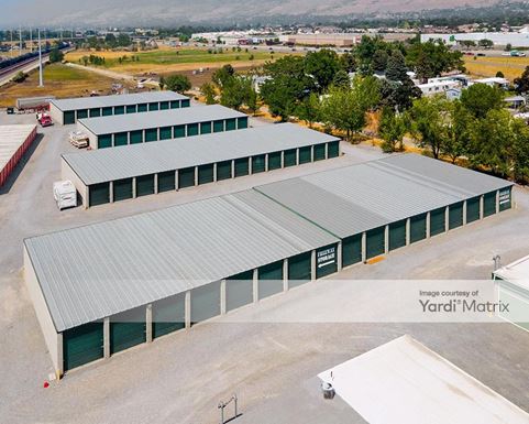 Source URL: https://cdnsc.rentcafe.com/dmslivecafe/3/1075485/1075485-1-2.jpg?width=-1&height=385&quality=80