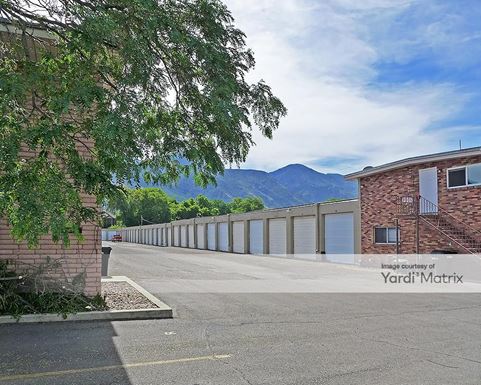 Source URL: https://cdnsc.rentcafe.com/dmslivecafe/3/1075494/1075494-1-2.jpg?width=-1&height=385&quality=80