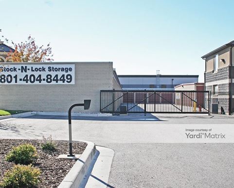 Source URL: https://cdnsc.rentcafe.com/dmslivecafe/3/1075495/1075495-1-2.jpg?width=-1&height=385&quality=80