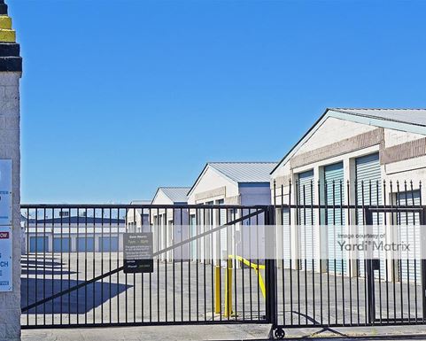 Source URL: https://cdnsc.rentcafe.com/dmslivecafe/3/1075498/1075498-1-5.jpg?width=-1&height=385&quality=80