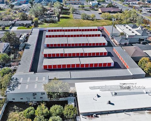 Source URL: https://cdnsc.rentcafe.com/dmslivecafe/3/1075511/1075511-1-5.jpg?width=-1&height=385&quality=80