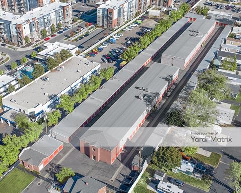 Source URL: https://cdnsc.rentcafe.com/dmslivecafe/3/1075513/1075513-1-2.jpg?width=-1&height=385&quality=80