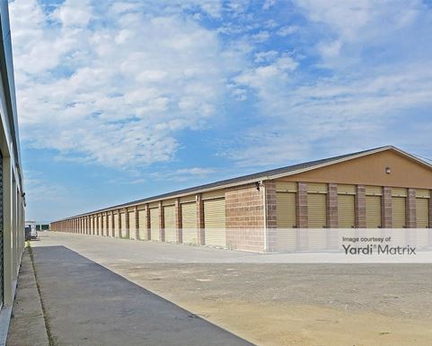 Source URL: https://cdnsc.rentcafe.com/dmslivecafe/3/1075520/1075520-1-5.jpg?width=-1&height=385&quality=80