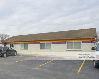 Storage Units for Rent available at 34050 West 9 Mile Road, Farmington, MI 48335