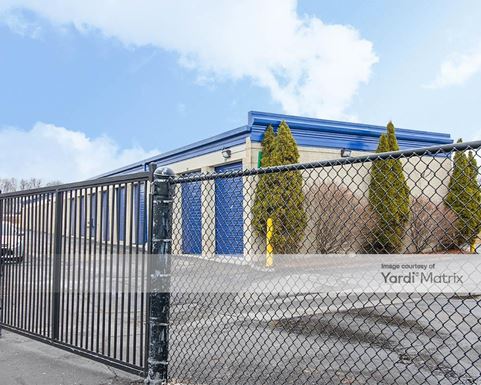 Source URL: https://cdnsc.rentcafe.com/dmslivecafe/3/1075552/1075552-1-2.jpg?width=-1&height=385&quality=80