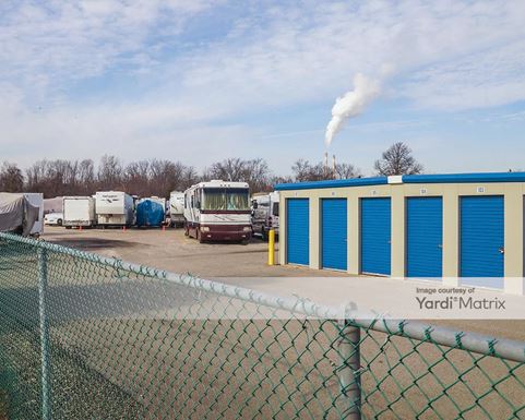 Source URL: https://cdnsc.rentcafe.com/dmslivecafe/3/1075557/1075557-1-4.jpg?width=-1&height=385&quality=80