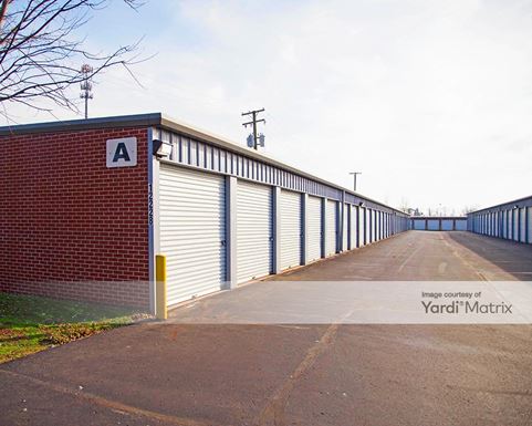 Source URL: https://cdnsc.rentcafe.com/dmslivecafe/3/1075560/1075560-1-2.jpg?width=-1&height=385&quality=80