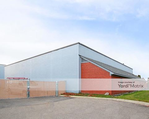 Source URL: https://cdnsc.rentcafe.com/dmslivecafe/3/1075560/1075560-1-4.jpg?width=-1&height=385&quality=80