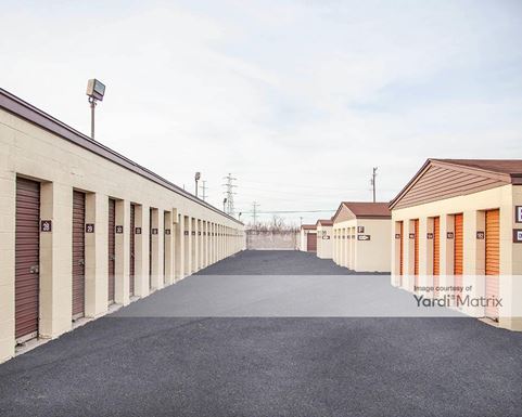 Source URL: https://cdnsc.rentcafe.com/dmslivecafe/3/1075585/1075585-1-5.jpg?width=-1&height=385&quality=80