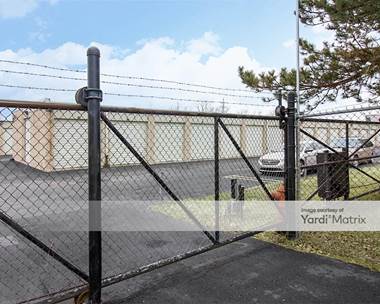 Storage Units for Rent available at 20945 Link Road, Southfield, MI 48034