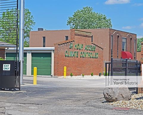 Source URL: https://cdnsc.rentcafe.com/dmslivecafe/3/1075620/1075620-1-4.jpg?width=-1&height=385&quality=80