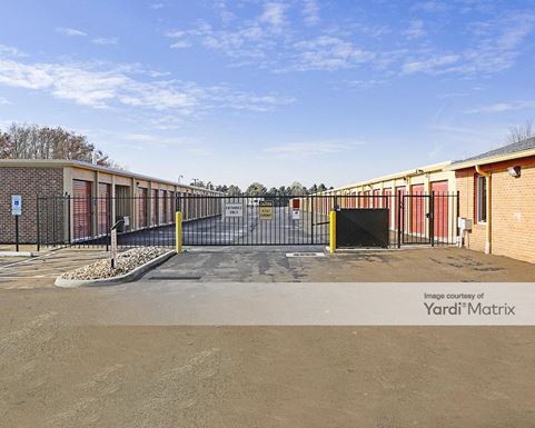 Source URL: https://cdnsc.rentcafe.com/dmslivecafe/3/1075621/1075621-1-4.jpg?width=-1&height=385&quality=80