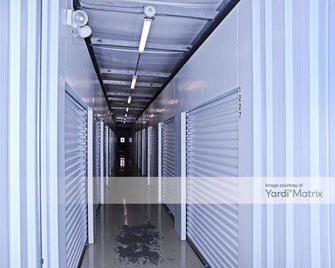 Source URL: https://cdnsc.rentcafe.com/dmslivecafe/3/1075650/1075650-1-4.jpg?width=-1&height=385&quality=80