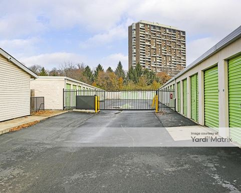 Source URL: https://cdnsc.rentcafe.com/dmslivecafe/3/1075722/1075722-1-3.jpg?width=-1&height=385&quality=80