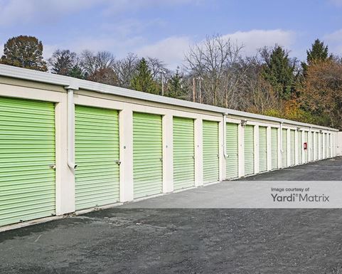 Source URL: https://cdnsc.rentcafe.com/dmslivecafe/3/1075722/1075722-1-4.jpg?width=-1&height=385&quality=80