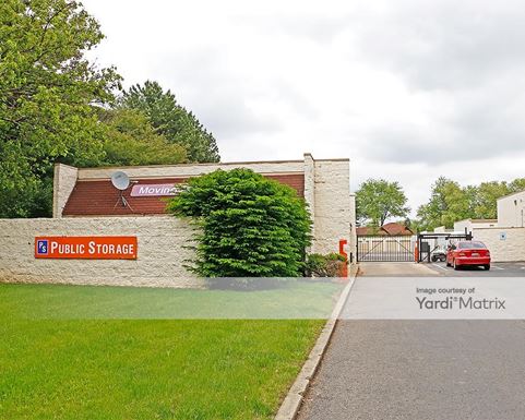 Source URL: https://cdnsc.rentcafe.com/dmslivecafe/3/1075738/1075738-1-1.jpg?width=-1&height=385&quality=80